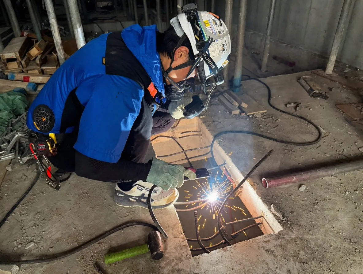 鍛冶・溶接の作業