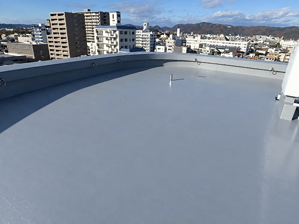 姫路ガスビル 屋上防水補修工事の改修後の仕上がり